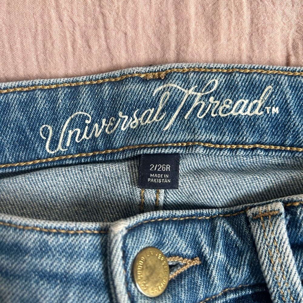 Universal Thread Blue Jeans Classic Denim